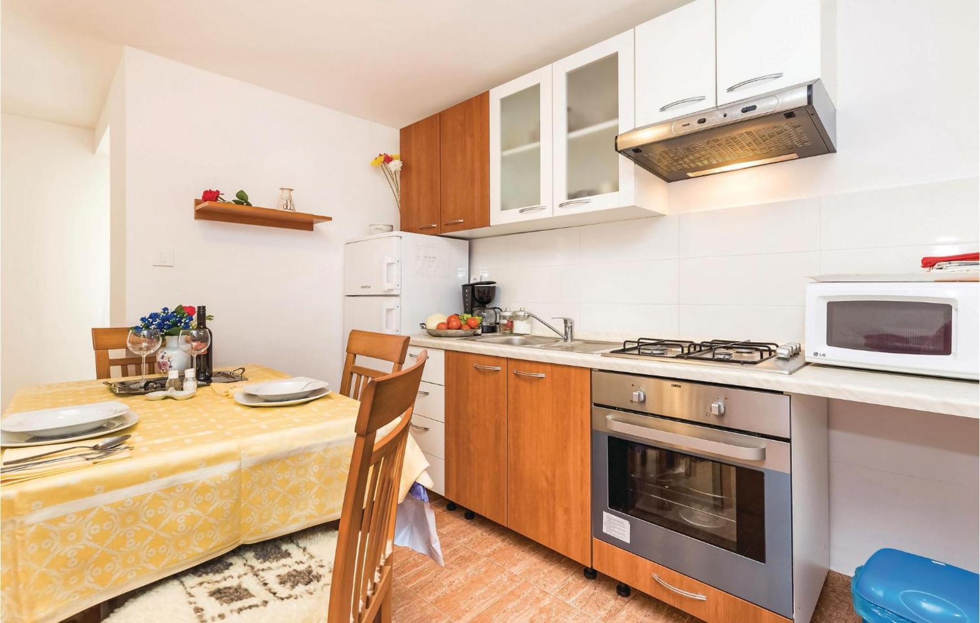 Awesome Apartment In Senj With Wifi ภายนอก รูปภาพ