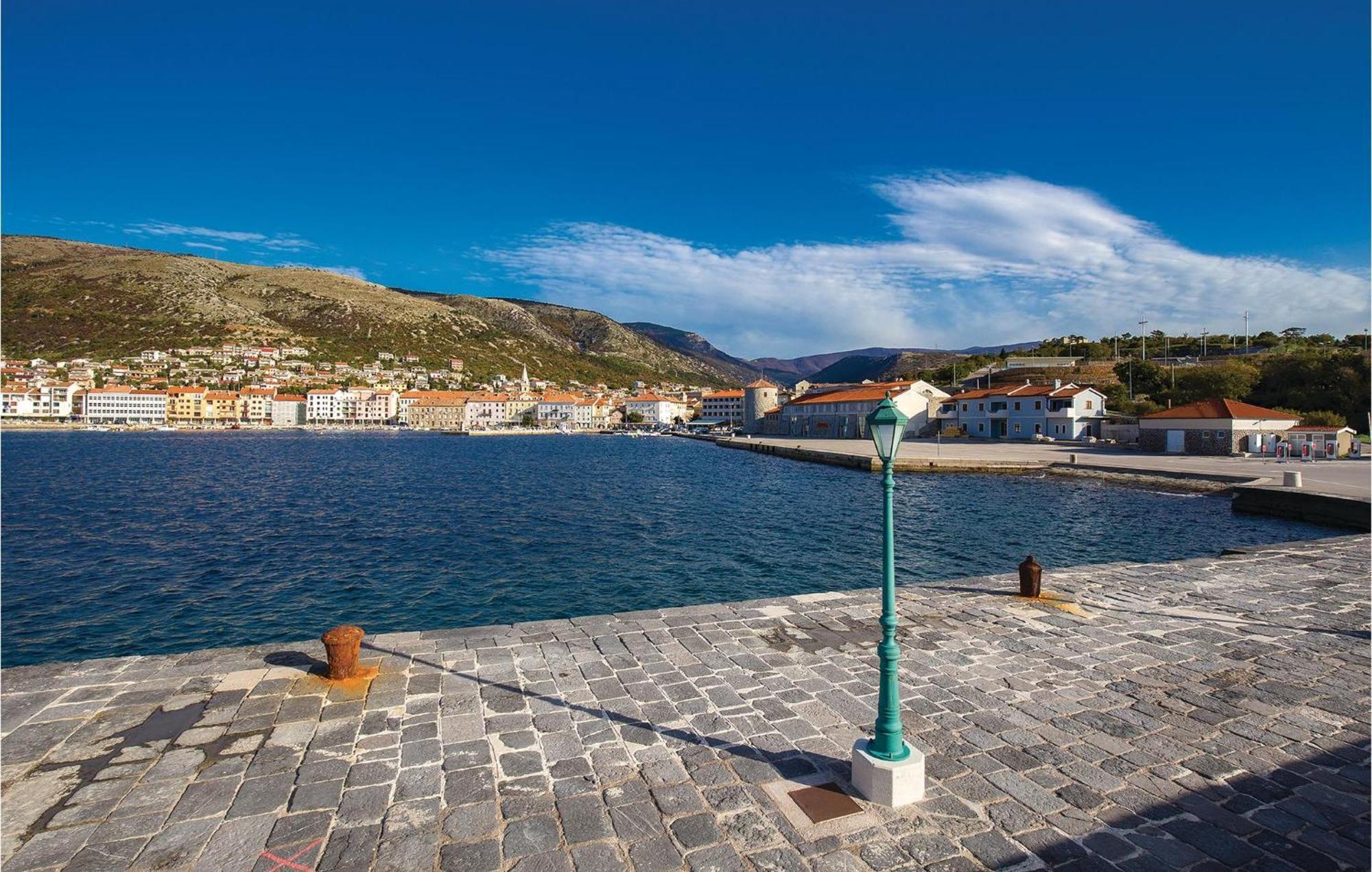 Awesome Apartment In Senj With Wifi ภายนอก รูปภาพ