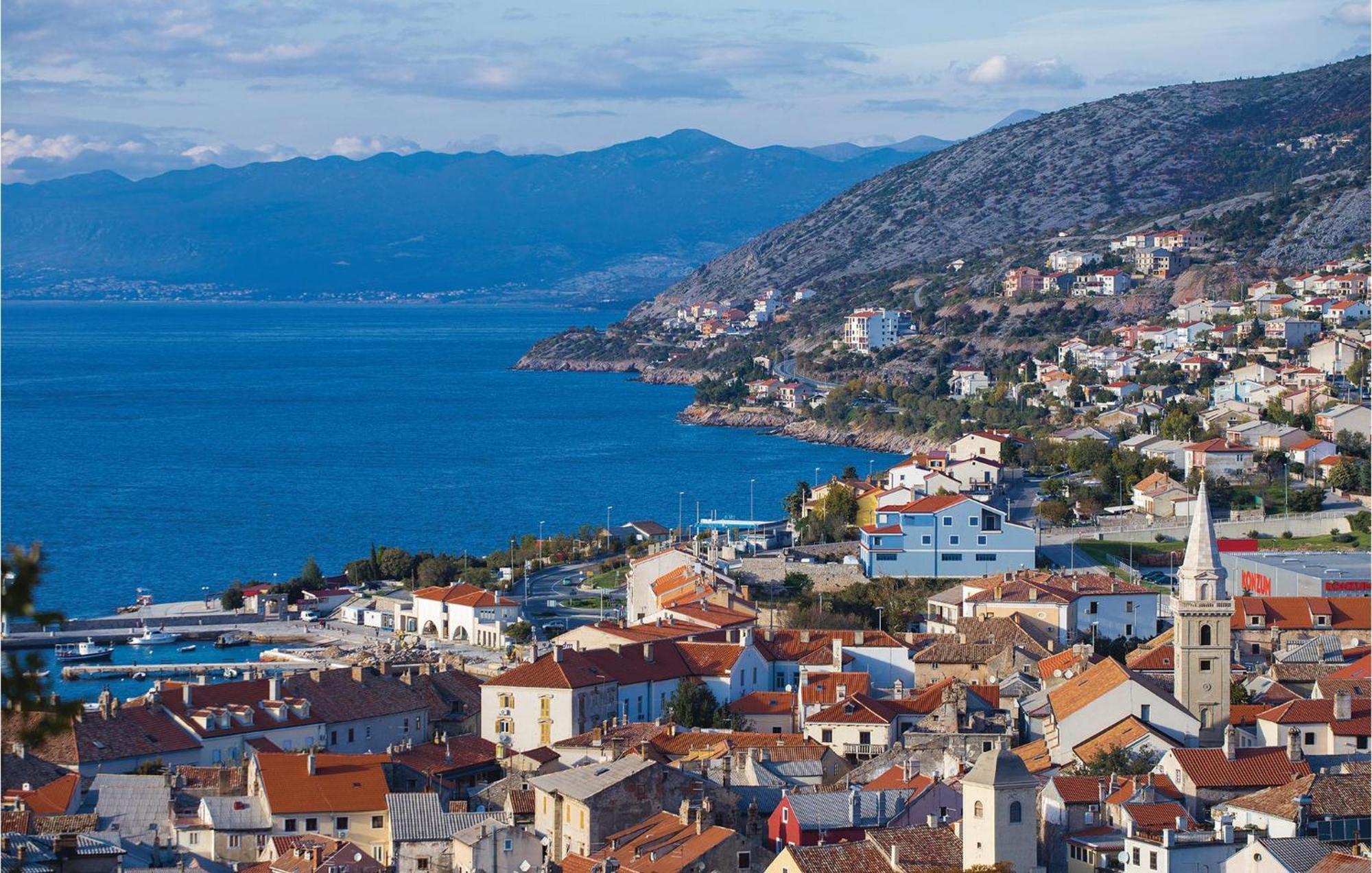Awesome Apartment In Senj With Wifi ภายนอก รูปภาพ